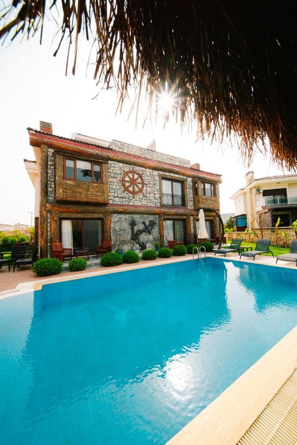 Pupa Alacati Butik Otel Çeşme Εξωτερικό φωτογραφία