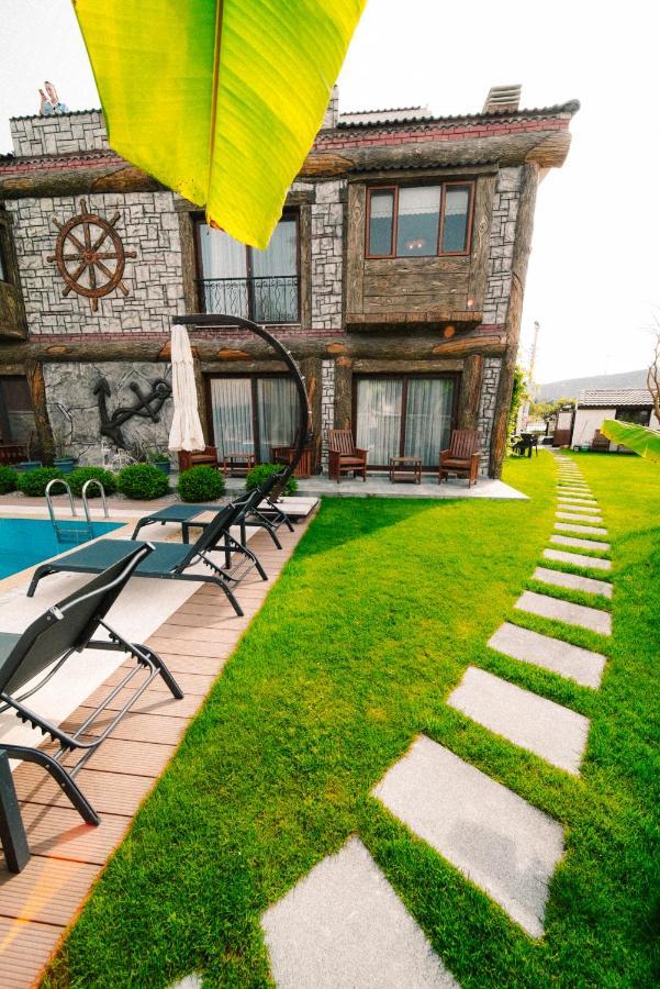 Pupa Alacati Butik Otel Çeşme Εξωτερικό φωτογραφία