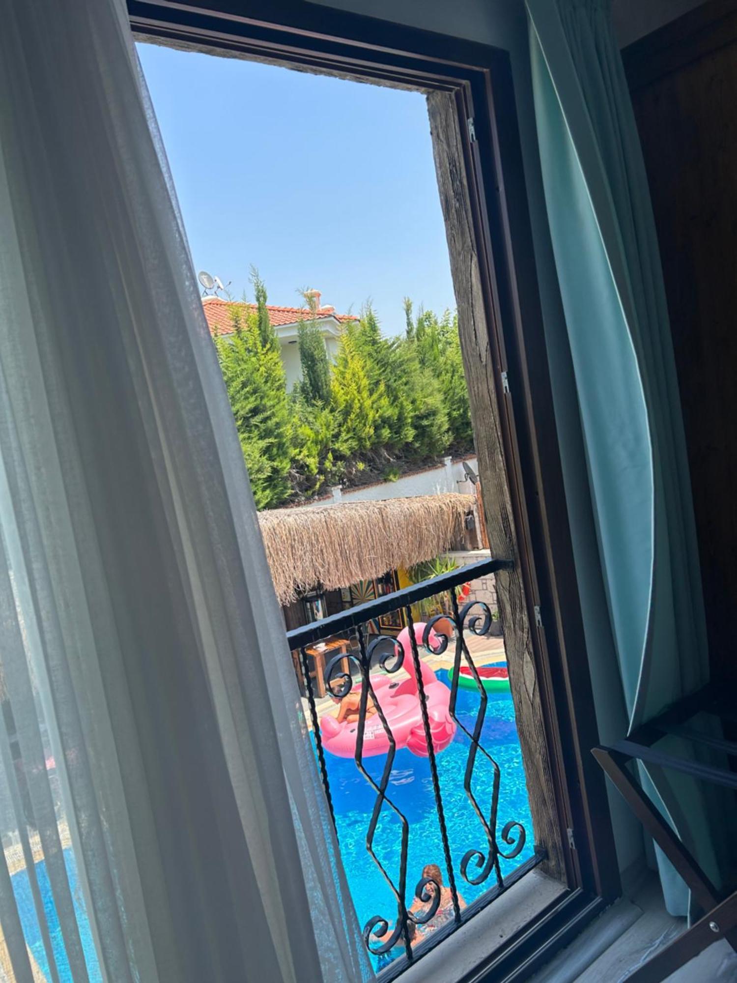 Pupa Alacati Butik Otel Çeşme Εξωτερικό φωτογραφία