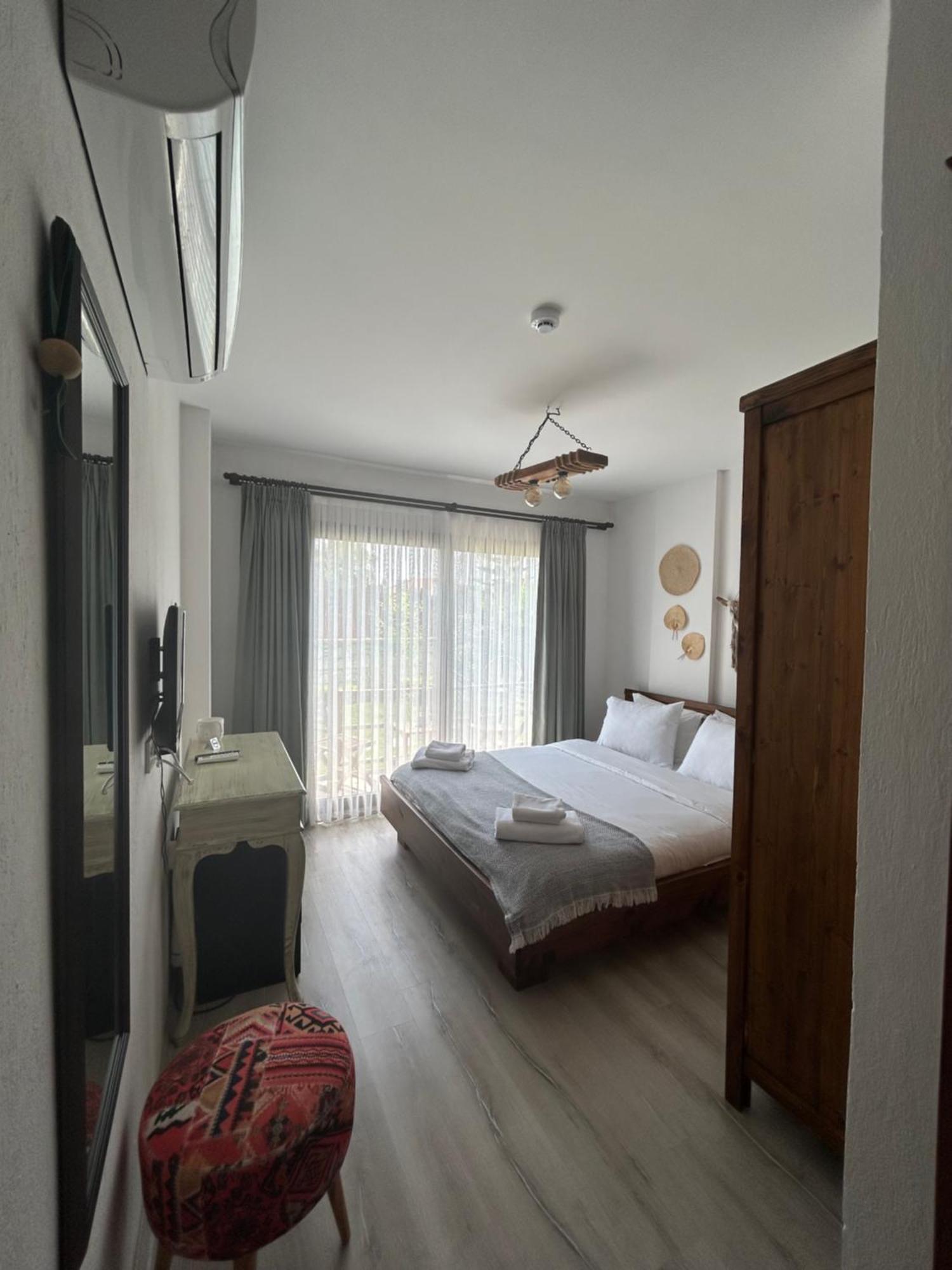 Pupa Alacati Butik Otel Çeşme Εξωτερικό φωτογραφία