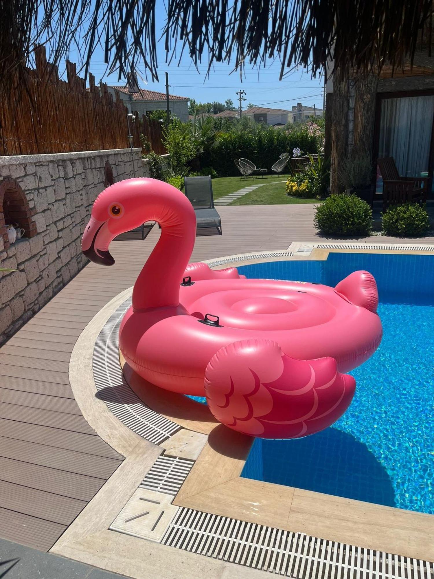 Pupa Alacati Butik Otel Çeşme Εξωτερικό φωτογραφία